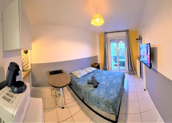 Avec Balcon Proche Gare Appartamento Melun